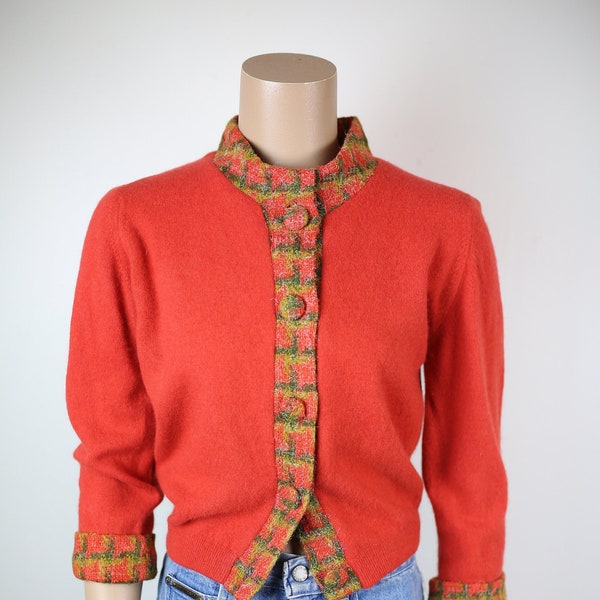 Vintage 50s 60s Dimonelli Cardigan Sweater Mid Centruy / wool plaid fabric trim & covered buttons / 3/4 sleeves / orange / green Sz Small