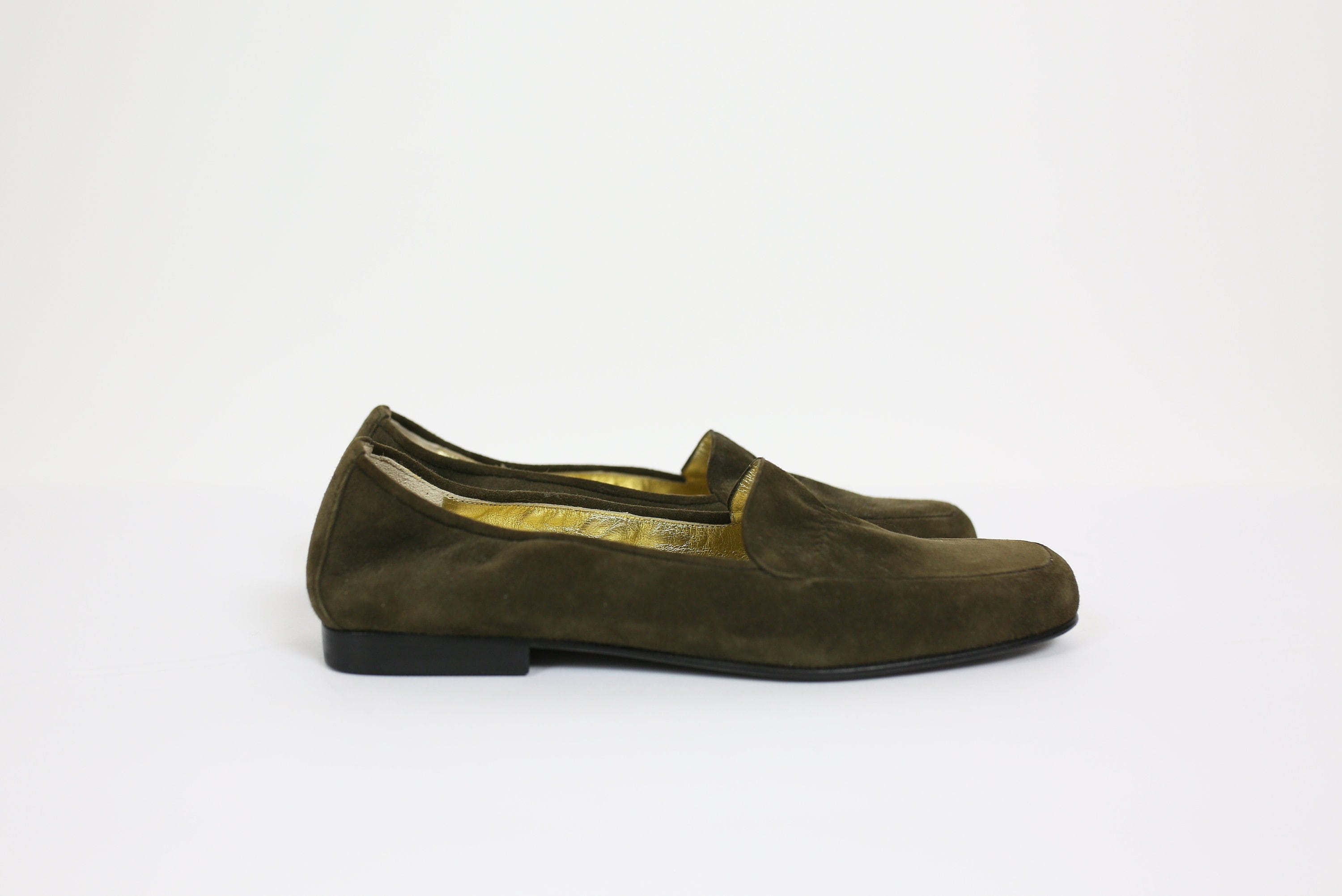 90s BRUNO MAGLI SUEDE Slip Ons Shoes Loafers Size 6b Italy 