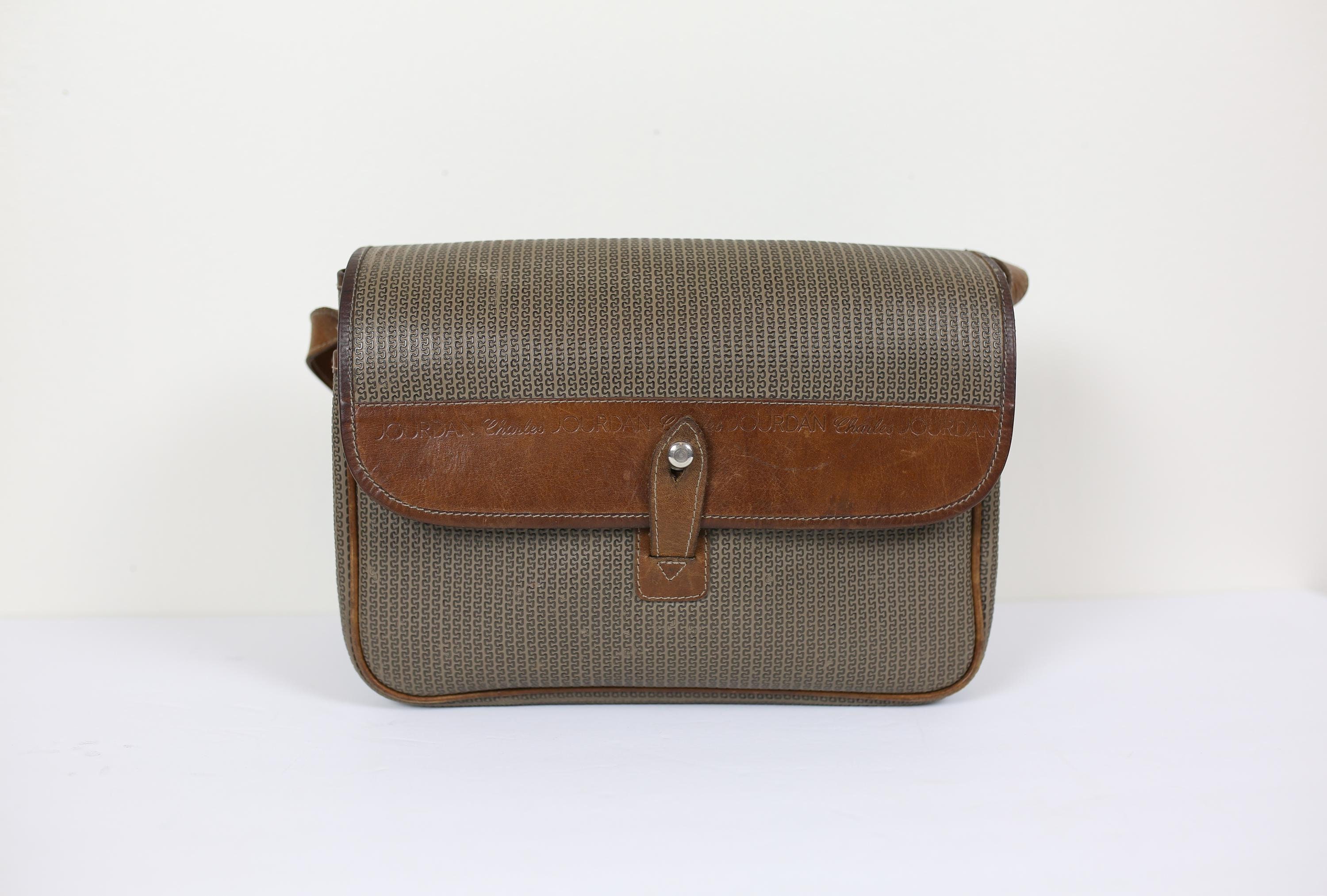 Charles Jourdan Actif - Etsy