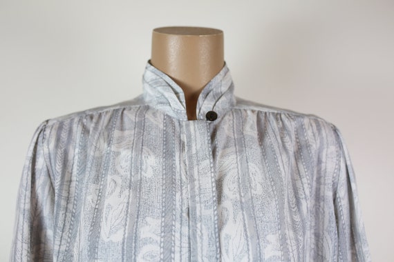 80s 90s TAN F JAY BLOUSE gray & white silky polye… - image 5