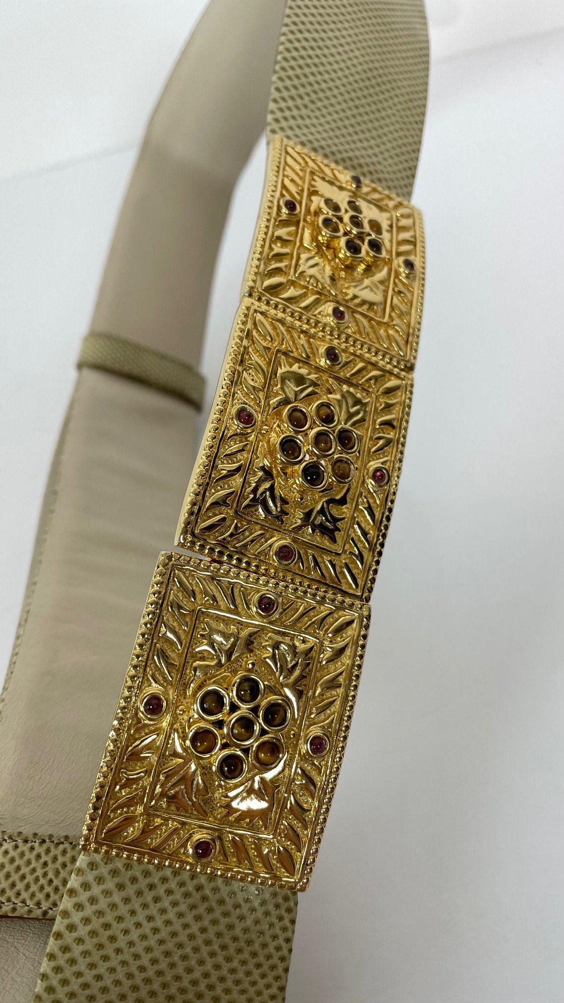 Vintage 80s 90s JUDITH LEIBER BELT Beige Reptile Leather 