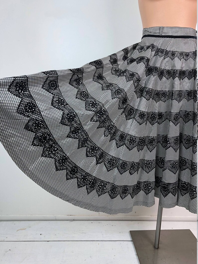 50s RAYON ALSON SPORTSWEAR full circle black & white checks Etsy