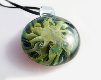 ARIADNE pendant. Borosilicate Glass-Fuming with gold/gold Fuming