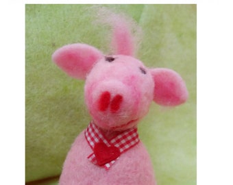 Piglet PIGLET with HEART - as a felted EGG WARMER made of pure wool, a unique piece