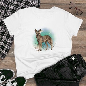 Damen Shirt Hyäne Tshirt Wildtiere t-shirt Fantasie Wald tshirt Geschenk für Zoologen Geschenk für Tierpfleger Blumenhemd Hyäne Geschenk für Tierarzt