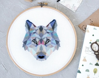 Geometric Wolf Cross Stitch Pattern PDF | Animal Embroidery Design