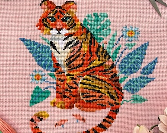 Patrón de punto de cruz de tigre en PDF – Gráfico de bordado de animales modernos con flores, diseño de tigre de la jungla, diseño de punto de cruz colorido, descarga instantánea.