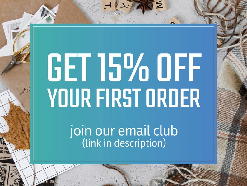 K&ouml;nnte beinhalten: Ein blaues und gr&uuml;nes Rechteck mit Farbverlauf und wei&szlig;em Text, der "GET 15% OFF YOUR FIRST ORDER join our email club (link in description)" lautet.