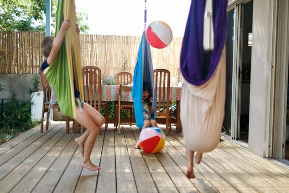 Kids Outdoor Hammock Swing - Spring Suspension Cotton Hanging Chair for Balcony, Garden & Backyard Play