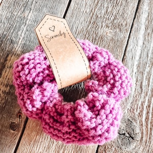 Pattern: Squishy Scrunchy Knitting Pattern / messy bun / knit / teens / woman / Spring Summer / Knitting Patterns PDF Instant Download ONLY