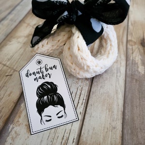 Pattern: Donut Bun Maker Knitting Pattern / messy bun / knit / teens / woman / Knitting Patterns PDF Instant Download ONLY