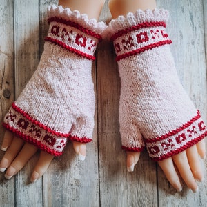 Pattern: XoXo Fingerless Gloves / mittens / mitts / gloves / teens / woman / adult / knit / Knitting Patterns PDF Instant Download ONLY