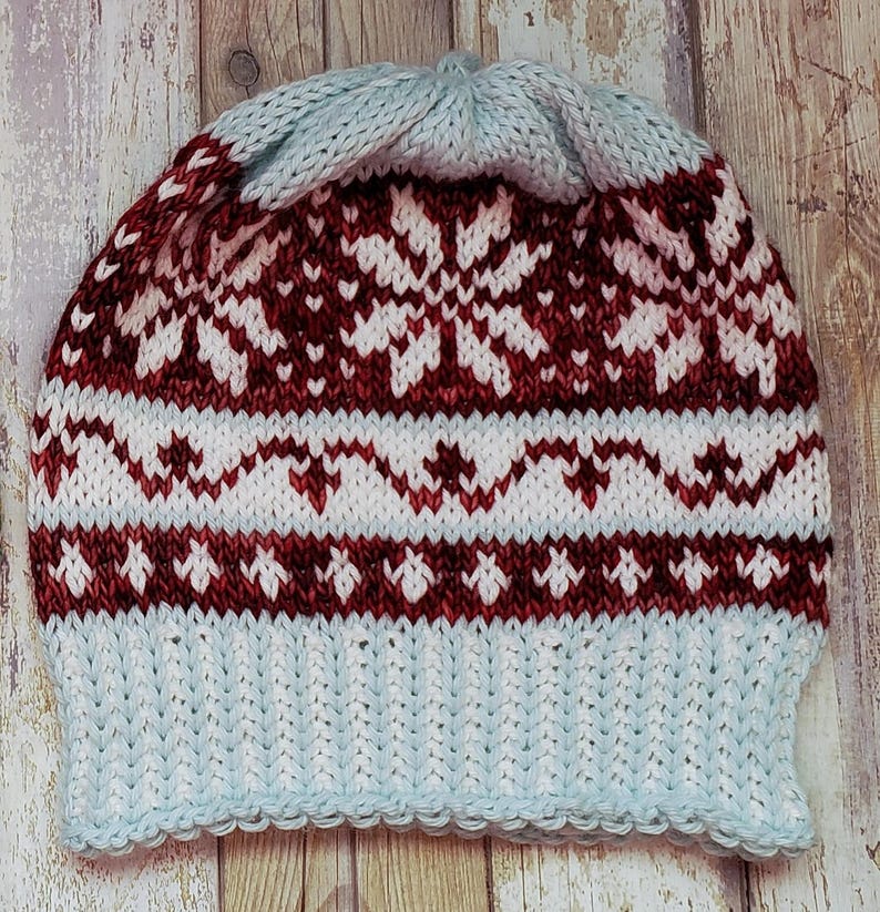 LOOM Knitting Patterns Fair Isle Beanie, Slouchy Winter Hat (PDF Download) image 1