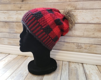 LOOM Knitting Patterns Buffalo Plaid Hat (PDF Download)