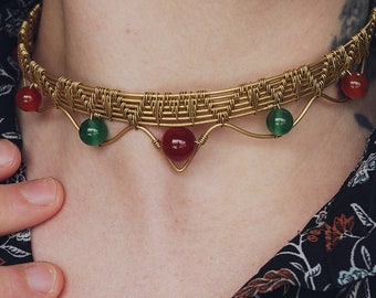 Choker in brass and semi-precious stones