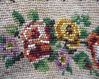 Antique beaded purse, reticule