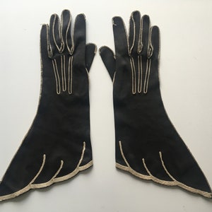 1930s Gloves, gaunlets