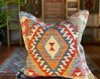 Kilim Pillow Cover – Eternal Flow | Cotton | 19x19 inches