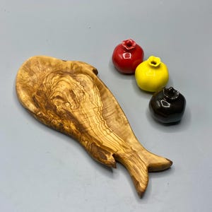 Handmade Olive Wood Fish-Shaped Dish – Natural Rustic Serving or Decorative Tray