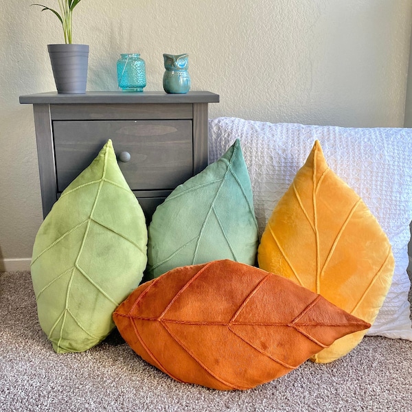 Large leaf pillow, leaf cushion, fall leaves, plant lover gift, fall colors, jungle decor, nursery decor, nature bedroom decor