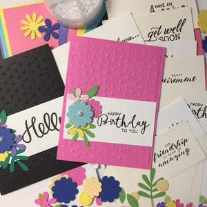 Handgefertigtes Kartenkit, Handgestempelte Karte, DIY-Kartenkit, Benutzerdefiniertes Kartenkit, Kartenkit, Blumenkartenkit, Gestanzte Kartenkit, Geburtstagskartenkit