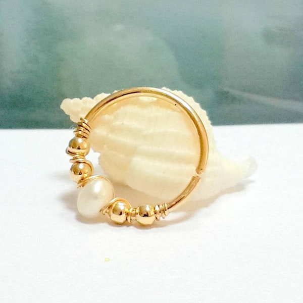 SALE -14G Freshwater Pearl Conch Ring,Gold Conch Hoop,Conch Jewelry,Conch Piercing ,14g 16g 18g 20g,Bridesmaid Gift,Mother's Day ,Gift Ideas