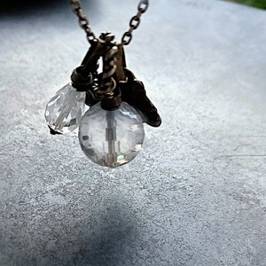 Crystal Quartz Pendant, Sterling Silver Quartz Necklace, Amulet Pendant, Transparent Gemstone Ball Pendant, Artisan One of a Kind Jewellery afbeelding 2