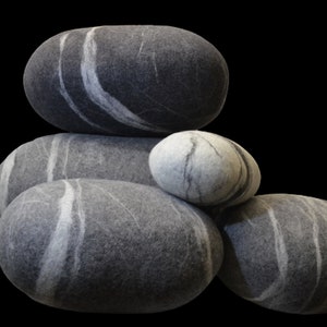 Set van 5 kussens, vilten poef, vilten wolsteen, kiezelstenen kussens, kussens, vilten wollen stenen kussens, grote zachte steen. wollen steen