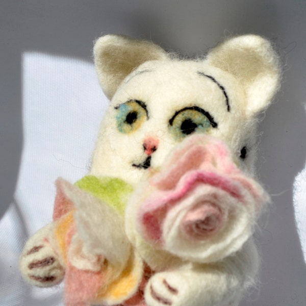 Kitten with a flower   Cat  cat toy  Gift For Her  Needle felted cat  felted animal felted cat, READY TO SHIP