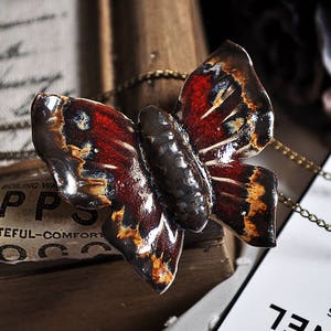 Handgemachte Keramik-Art-Brochling Butterfly Moth-Brown Red-Clay Brooch Pin Garden-Spring Brooch Geschenk für Ihre Geschenk für Mama