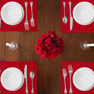 Small Dots Print Cotton Placemats Home Dinner Table Décor 13&quot; x 19&quot; (4-pack) / Parties Holidays and Events