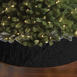Crushed Crinkle Pattern Tree Skirt / Taffeta Fabric Lined with Flannel / Christmas Décor / 54&quot; Round Large Tree Skirt