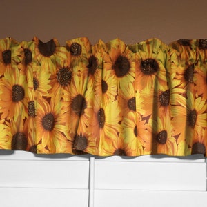 Sunflowers Cotton Window Valance Curtain Top / Window Treatment / Kitchen / Bedroom / Classroom / Diner / RV / Home Window Décor