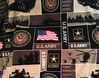 Soft and Cozy Fleece Blanket US Army Print