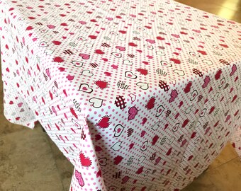 Hearts and Dots Cotton Tablecloth / Home / Wedding / Valentines / Picnic / Diner / Holiday / School / Convention Booth / Event Table Décor