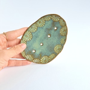 Ceramic soap dish