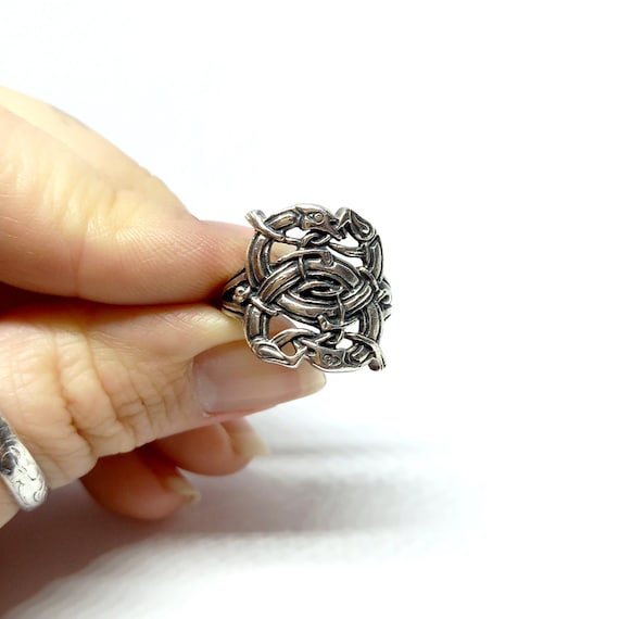 Huge Solid Silver Celtic Dragon Knot Ring Vintage… - image 3
