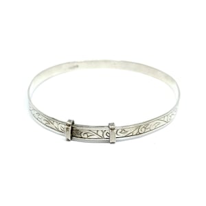 Brazalete de plata esterlina con diseño floral grabado Pulsera de plata 925 Brazalete apilable Brazalete ajustable Vintage Años 50 y 60