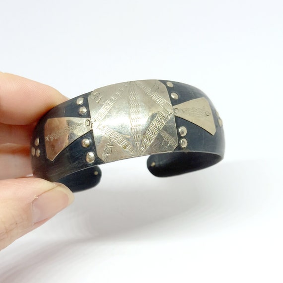 Bracelet Ethnique En ébène Et Argent Gravé - Fabriqué En France, Occasion En Bon état