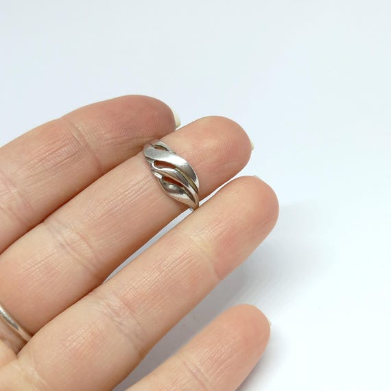 Sterling Silver Wave Ring Solid Silver 925 Vintag… - image 2