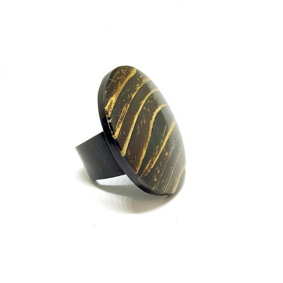 Ethnic Statement Ring Wood Nut Shell Circular Rin… - image 1