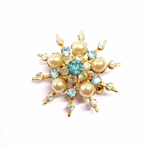 Star Burst Brooch Aquamarine Rhinestone Pearl Star Sun Shape 1950s Vintage Sparkly