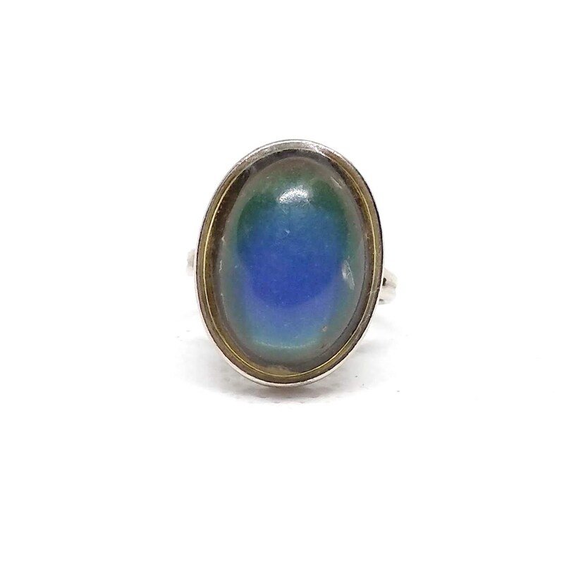 Retro Ring with Inlaid Stones main image 1