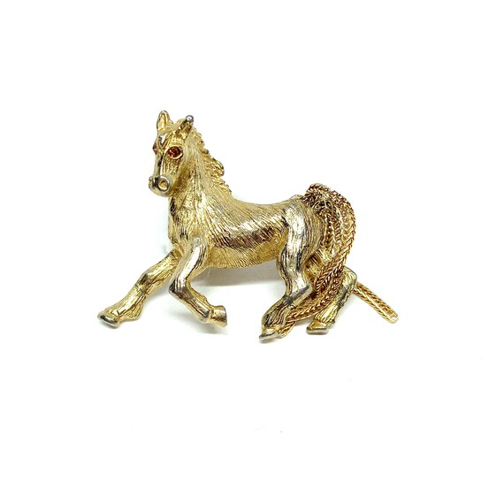 Vintage Sphinx Horse Brooch Gold Tone Chain Tail Eque Gem