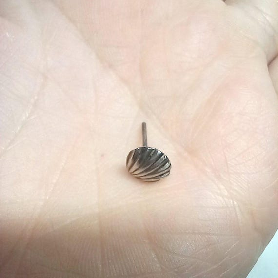 Sterling Silver Shell Earring Nose Stud Single Od… - image 7