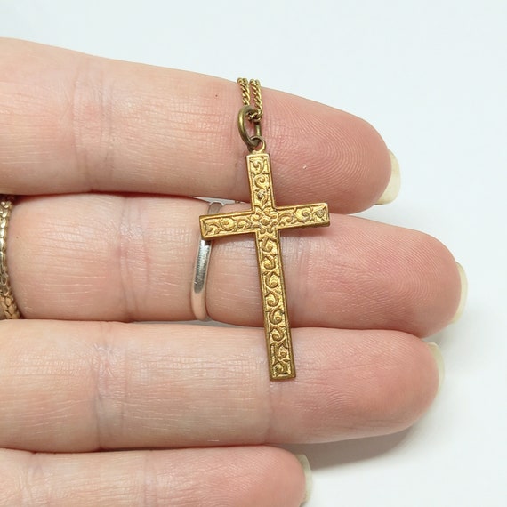 Antique Gold Cross Pendant Floral Engraved Crucif… - image 3