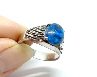 Opal Ring Sterling Silver Ring Blue Opal Vintage Faux Gem 925 Hallmarked Chunky Textured size Q size 8