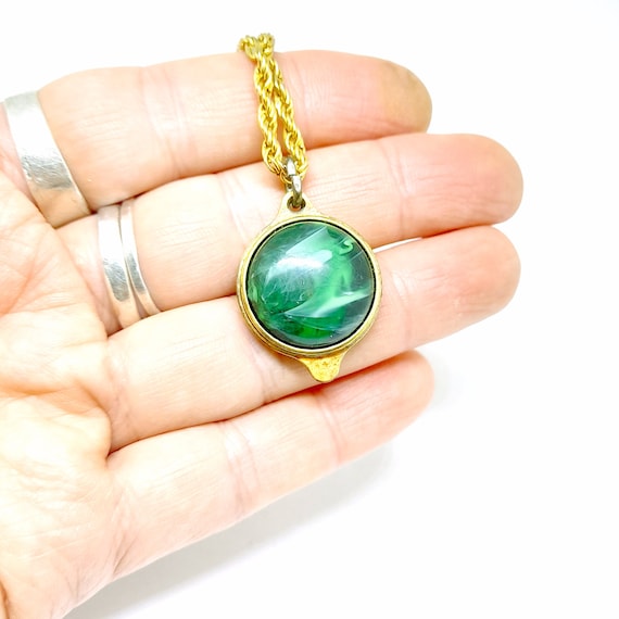 ヴィンテージペンダントネックレス グリーンマーブルゴールドチェーン