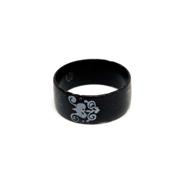 Vintage Hand Painted Enamel Ring 1960s 70s Jewellery Folk Art Austrian Enamel Jewellery Black