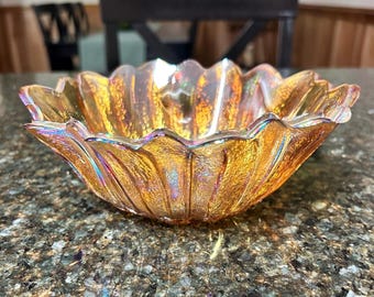 Vintage Indiana Carnival Glass Sunflower Bowl